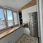 Modern Balconybright&spacious Fast Wi-fi דירה *