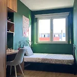 Modern Balconybright&spacious Fast Wi-fi דירה