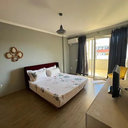 Daire Modern Balconybright&spacious Fast Wi-fi