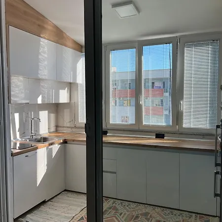 Daire Modern Balconybright&spacious Fast Wi-fi *