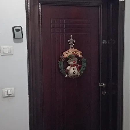 Modern Balconybright&spacious Fast Wi-fi