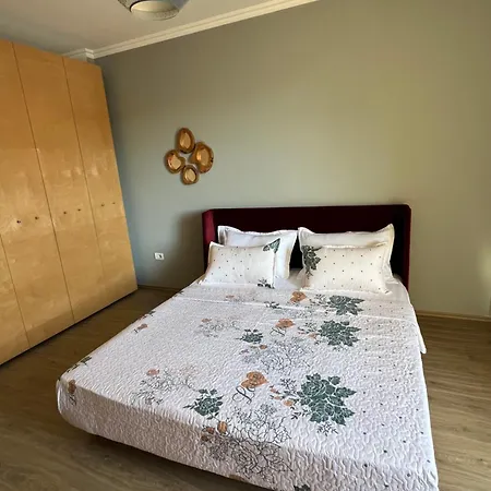 Apartment Modern Balconybright&spacious Fast Wi-fi