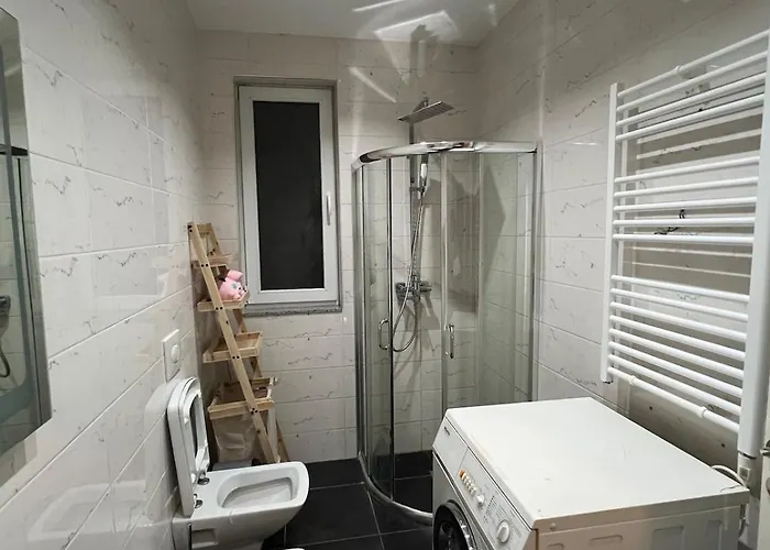 Modern Balconybright&spacious Fast Wi-fi Apartment